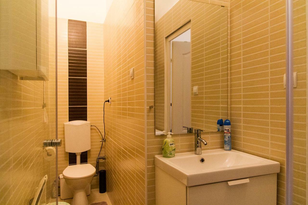 Awesome Apartment บูดาเปสต์ ภายนอก รูปภาพ